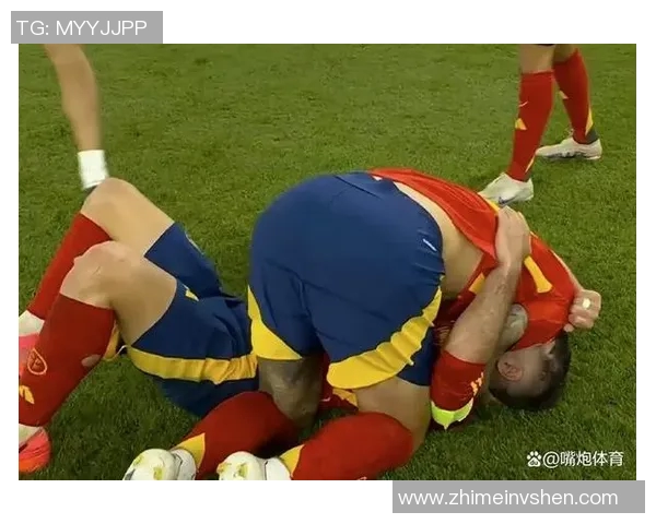 足球明星在赛场失利后情绪崩溃泪流满面展现脆弱一面引发球迷深思